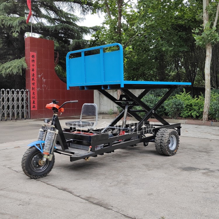 平板可以升降的電動(dòng)三輪平板車出口發(fā)貨中